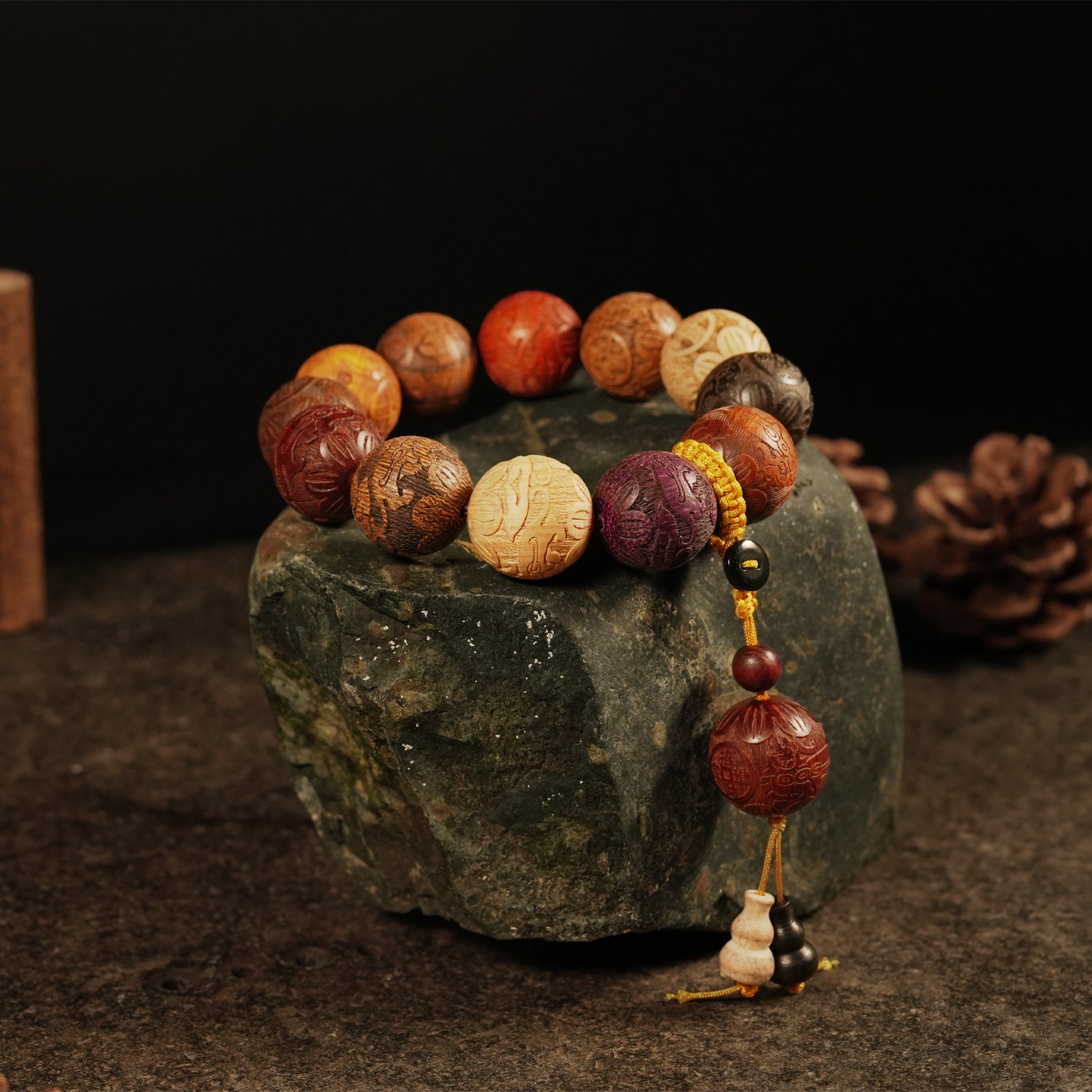 Letitdao Bohemian Beaded Bracelet for Men & Women Stretch Chakra Stone & Sandalwood Bracelet for Positive Energy Good Luck and Protection