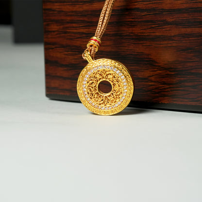 Letlt Dao Hollow Compass Disc Pendant Necklace Vintage Gold Plated with Diamonds Romantic Gift for Her